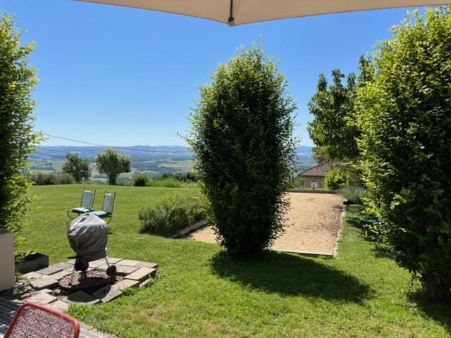 Domaine Des Pierres D Auvergne Flat Exteriör bild